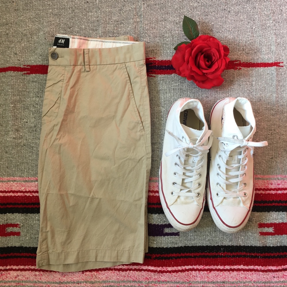 H & M | TAN SHORTS